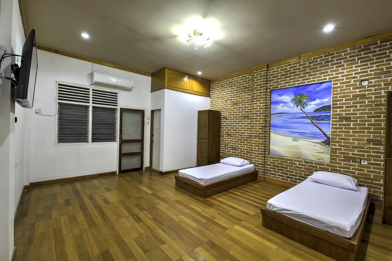 Riverside Hostel Padang 외부 사진
