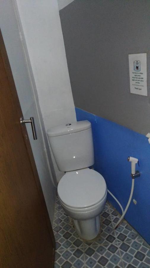 Riverside Hostel Padang 외부 사진